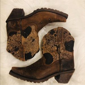 Ariat Cowboy Boots Size 8